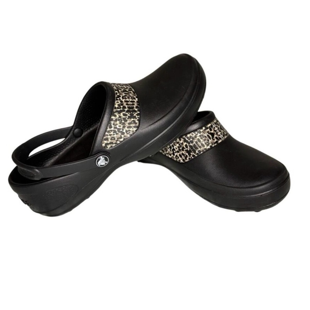 ✨ Women’s CROCS Clogs with Animal Print Accent✨
